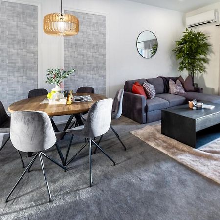 Modern 3 Bed Overlooking Hagley Park Christchurch Eksteriør billede